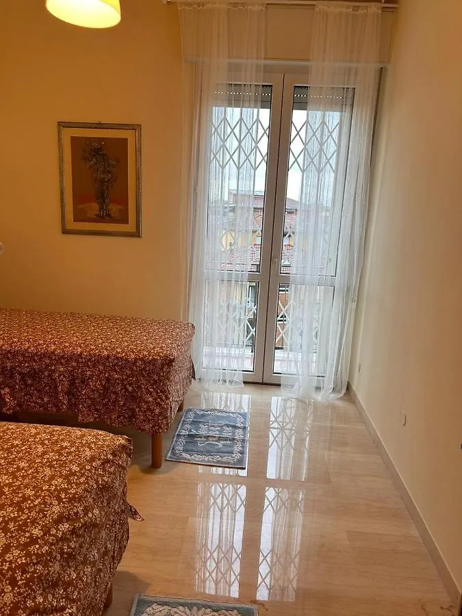 Camere In Appartamento Condiviso Vista San Luca Bologna